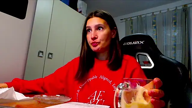 Snapshot of GodlyTheia chatting on 12-22-25, 02:03 GodlyTheia online show from 12-22-25, 02:03