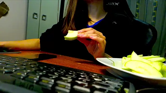 Snapshot of GodlyTheia chatting on 02-05-26, 03:05 GodlyTheia online show from 02-05-26, 03:05