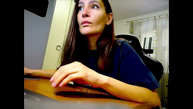 Snapshot of GodlyTheia chatting on 02-21-26, 11:00 GodlyTheia online show from 02-21-26, 11:00