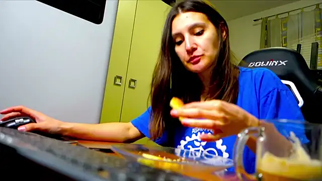 Snapshot of GodlyTheia chatting on 03-21-26, 12:10 GodlyTheia online show from 03-21-26, 12:10