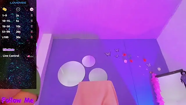 Snapshot of perla_hott1 chatting on 09-25-25, 09:40 perla hott1 online show from 09-25-25, 09:40