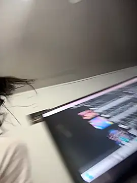 stormytt  online show from 11-19-25, 06:46