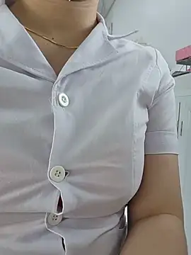 Snapshot of HinaLovely chatting on 06-29-26, 01:45 HinaLovely online show from 06-29-26, 01:45
