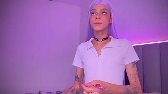 Varya Ferreira online show from 12-10-24, 12:16