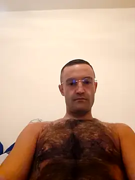 Snapshot of enricso chatting on 10-19-25, 11:11 enricso online show from 10-19-25, 11:11
