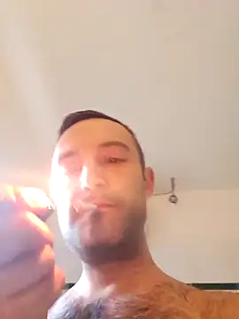 Snapshot of enricso chatting on 10-30-25, 09:44 enricso online show from 10-30-25, 09:44