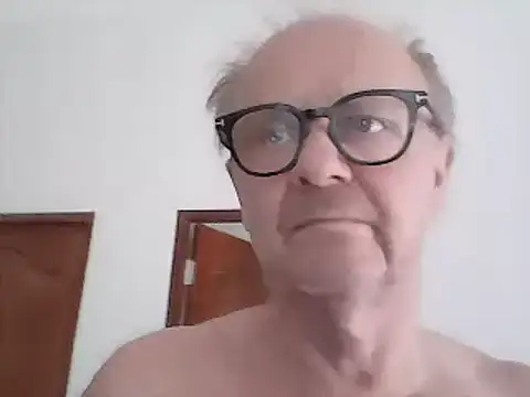 Snapshot of 58klaus chatting on 01-17-25, 05:21 58klaus online show from 01-17-25, 05:21