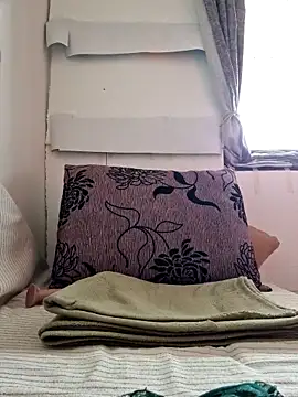 Snapshot of Goodass7 chatting on 12-17-25, 08:20 Goodass7 online show from 12-17-25, 08:20