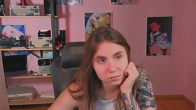  AnnaStark  online show from 04-10-26, 08:24