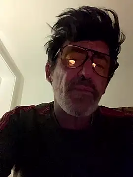 Snapshot of maxximere chatting on 02-28-26, 01:28 maxximere online show from 02-28-26, 01:28