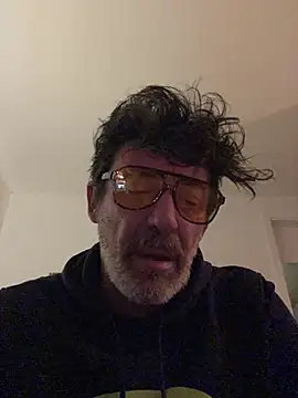 Snapshot of maxximere chatting on 03-02-26, 09:21 maxximere online show from 03-02-26, 09:21