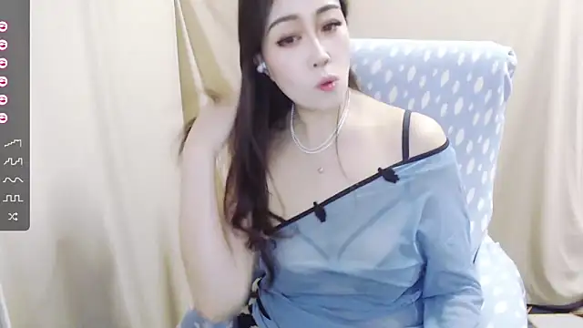 Snapshot of AkinLocal chatting on 03-05-26, 02:51 AkinLocal online show from 03-05-26, 02:51