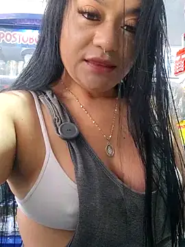 Snapshot of Indira_Nahali1 chatting on 02-20-25, 02:13 Indira Nahali1 online show from 02-20-25, 02:13