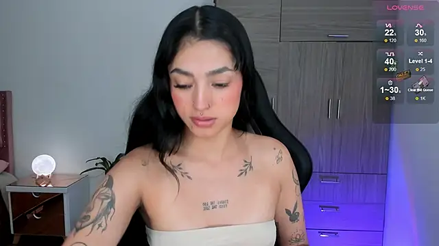 Snapshot of Lizzie_corner_v chatting on 02-04-26, 03:29 Lizzie corner v online show from 02-04-26, 03:29