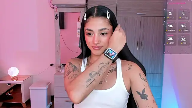 Snapshot of Lizzie_corner_v chatting on 03-04-26, 03:07 Lizzie corner v online show from 03-04-26, 03:07