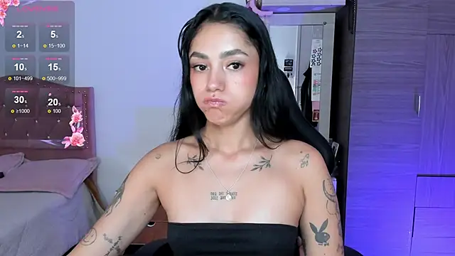 Lizzie corner v online show from 04-28-26, 02:44