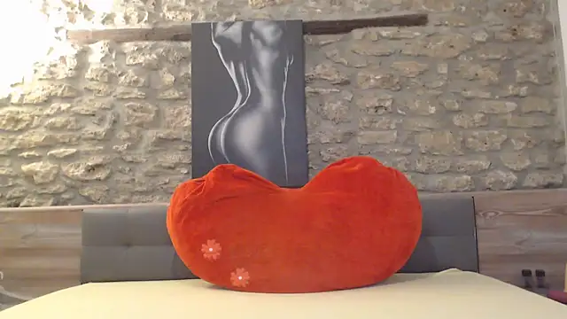 Naschkatze01 online show from 01-18-26, 08:12