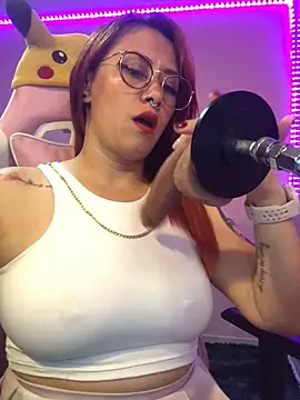 Luna Paris  online show from 02-25-25, 03:31