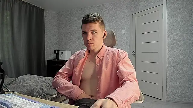 Bananas dick online show from 05-05-26, 05:59
