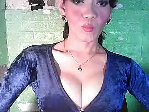 Rosebaumgardner1234 online show from 02-23-25, 02:04