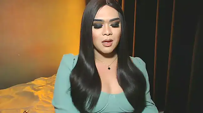 VictoriaEliz online show from 12-26-24, 11:43