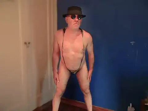 Snapshot of Fabrissi chatting on 02-24-26, 05:55 Fabrissi online show from 02-24-26, 05:55