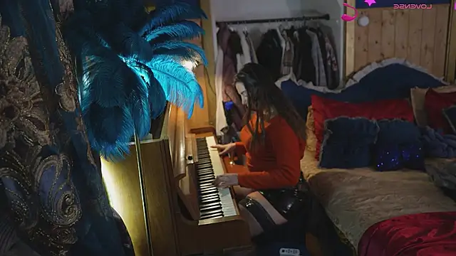 VanessaDoyle online show from 02-13-26, 04:47