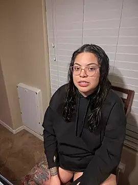 drizzypeach602 online show from 02-22-25, 07:56