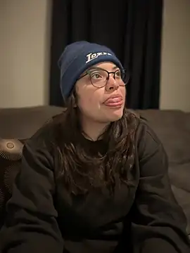 drizzypeach602 online show from 10-24-25, 05:15