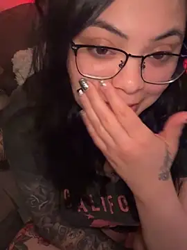 drizzypeach602 online show from 06-08-26, 04:24
