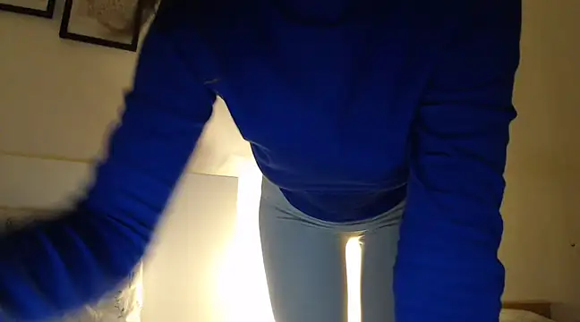 ocean eyess  online show from 01-14-25, 10:12