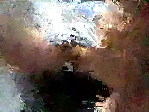 Snapshot of louh261 chatting on 12-19-25, 02:13 louh261 online show from 12-19-25, 02:13