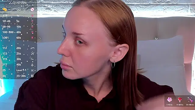 Snapshot of LianaFord chatting on 07-13-26, 06:05 LianaFord online show from 07-13-26, 06:05