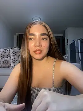 DulceChloe99 online show from 05-20-26, 01:45
