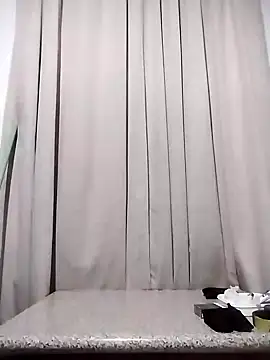 Snapshot of BIG___BEN chatting on 12-19-24, 11:29 BIG BEN online show from 12-19-24, 11:29