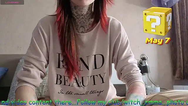 Snapshot of Witch_Emma chatting on 05-07-26, 07:14 Witch Emma online show from 05-07-26, 07:14