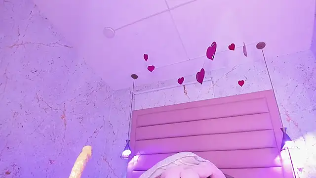 Snapshot of AntonellaRossi chatting on 02-21-25, 09:43 AntonellaRossi online show from 02-21-25, 09:43