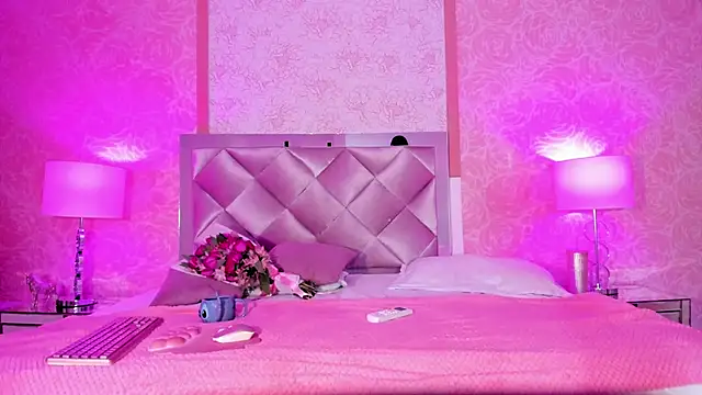 Snapshot of AntonellaRossi chatting on 09-22-25, 07:38 AntonellaRossi online show from 09-22-25, 07:38