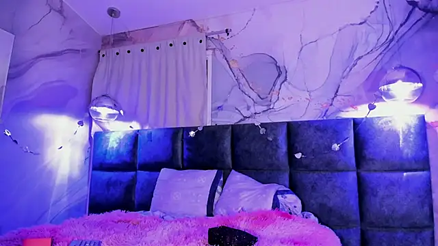 Snapshot of AntonellaRossi chatting on 02-21-26, 07:37 AntonellaRossi online show from 02-21-26, 07:37