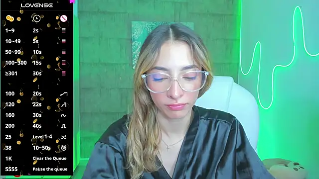 Snapshot of barbie_scoth_ chatting on 01-16-25, 10:12 barbie scoth online show from 01-16-25, 10:12