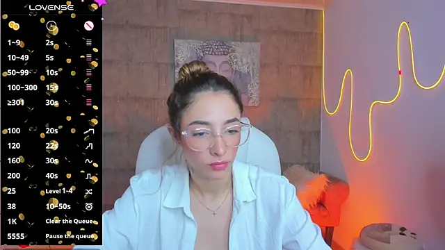 Snapshot of barbie_scoth_ chatting on 01-19-25, 10:28 barbie scoth online show from 01-19-25, 10:28