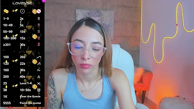 Snapshot of barbie_scoth_ chatting on 01-23-25, 09:18 barbie scoth online show from 01-23-25, 09:18