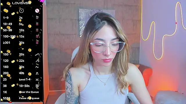 Snapshot of barbie_scoth_ chatting on 01-25-25, 09:04 barbie scoth online show from 01-25-25, 09:04