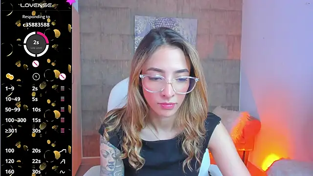 Snapshot of barbie_scoth_ chatting on 01-30-25, 09:04 barbie scoth online show from 01-30-25, 09:04