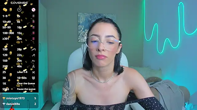 Snapshot of barbie_scoth_ chatting on 09-28-25, 08:03 barbie scoth online show from 09-28-25, 08:03