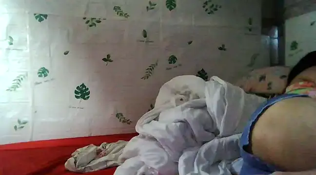 Snapshot of Silly_Girl21 chatting on 12-30-24, 08:43 Silly Girl21 online show from 12-30-24, 08:43