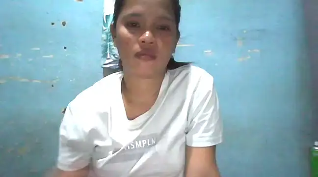 Snapshot of Silly_Girl21 chatting on 02-24-25, 09:00 Silly Girl21 online show from 02-24-25, 09:00