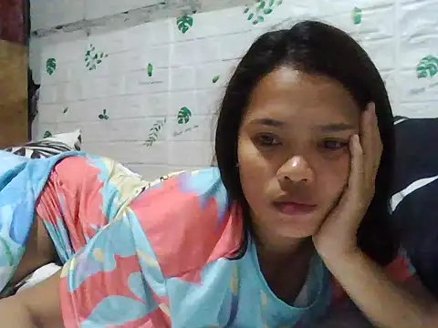 Snapshot of Silly_Girl21 chatting on 12-05-25, 01:09 Silly Girl21 online show from 12-05-25, 01:09