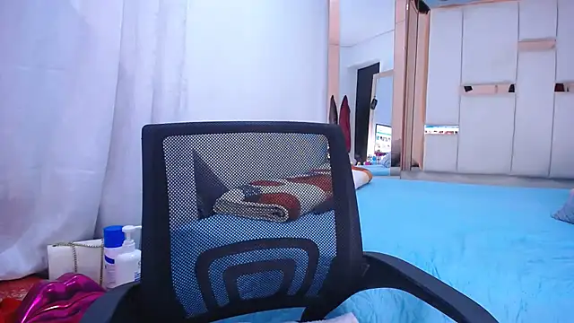 Snapshot of sara__stone1 chatting on 03-09-26, 08:57 sara stone1 online show from 03-09-26, 08:57