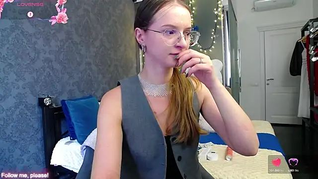 KateJonson online show from 09-10-25, 12:16